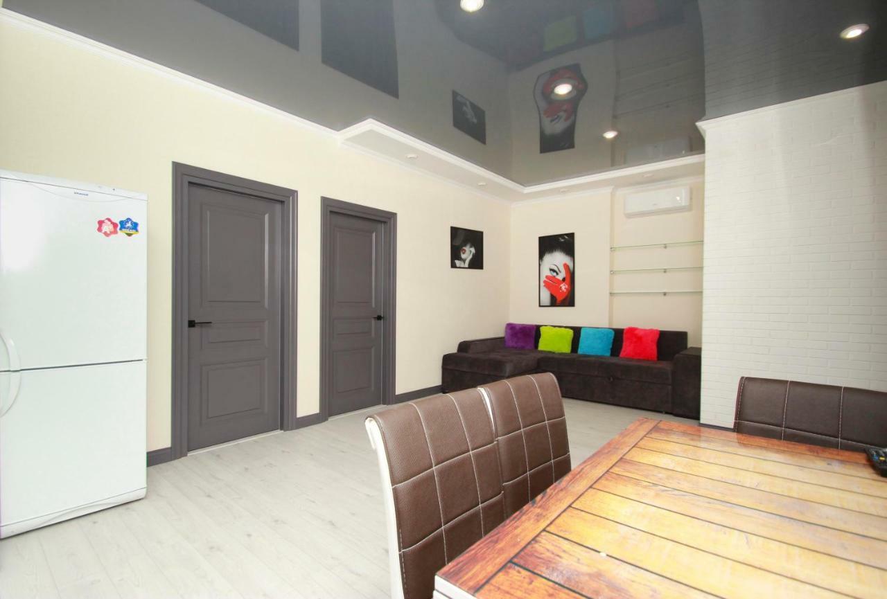 Apartment первая линия от моря, аркадия Odesa